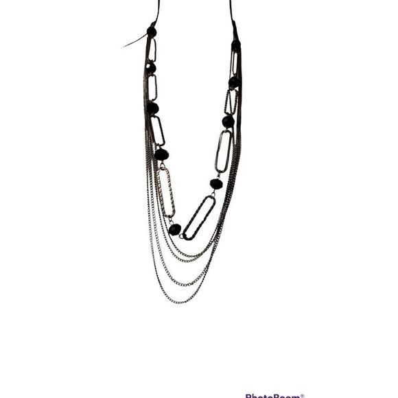 5/$25 Vintage black chain beaded multi layer necklace - Picture 4 of 10